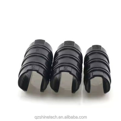 プラスチックで覆われた PEフィルム固定クリップのための温室プラスチックパイプクリップ 20mm